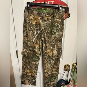 Real tree Camouflage Cargo Pants size 10-12, NWOT